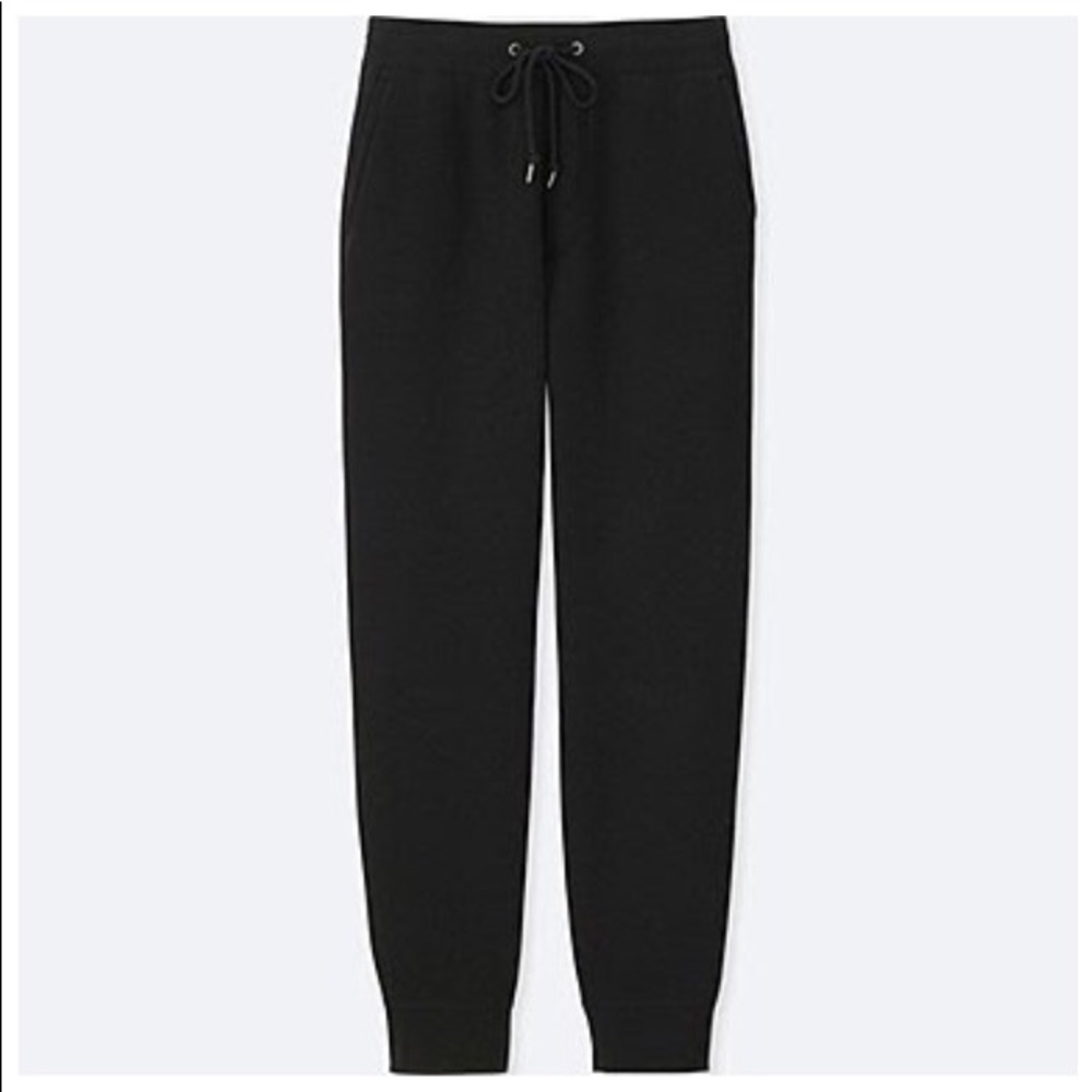 Uniqlo Pile Lined Sweatpants (Large) Lightly Used